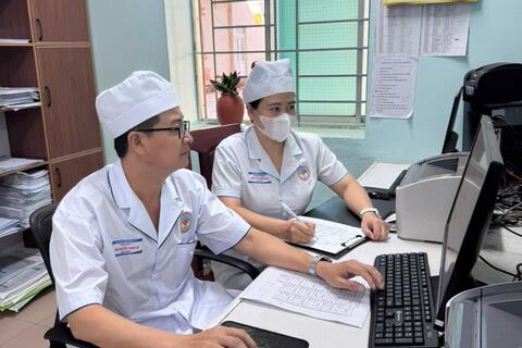 CÔNG TÁC KIỂM TRA, GIÁM SÁT ĐIỀU DƯỠNG ĐỊNH KỲ TẠI BỆNH VIỆN QUÂN Y 211  ​